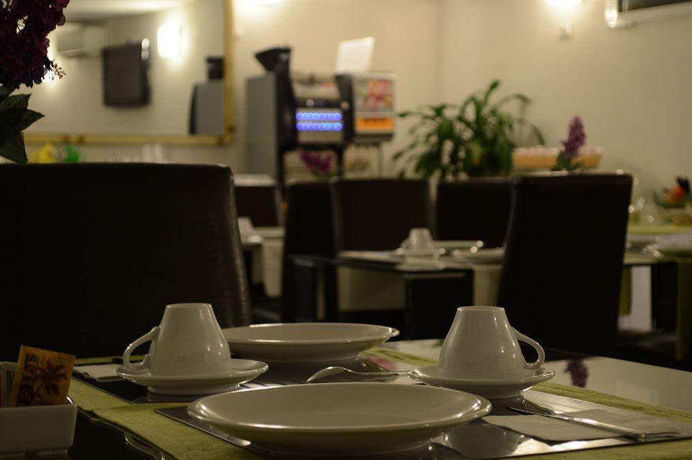 Hotel Darival Nomentana Рим Екстер'єр фото